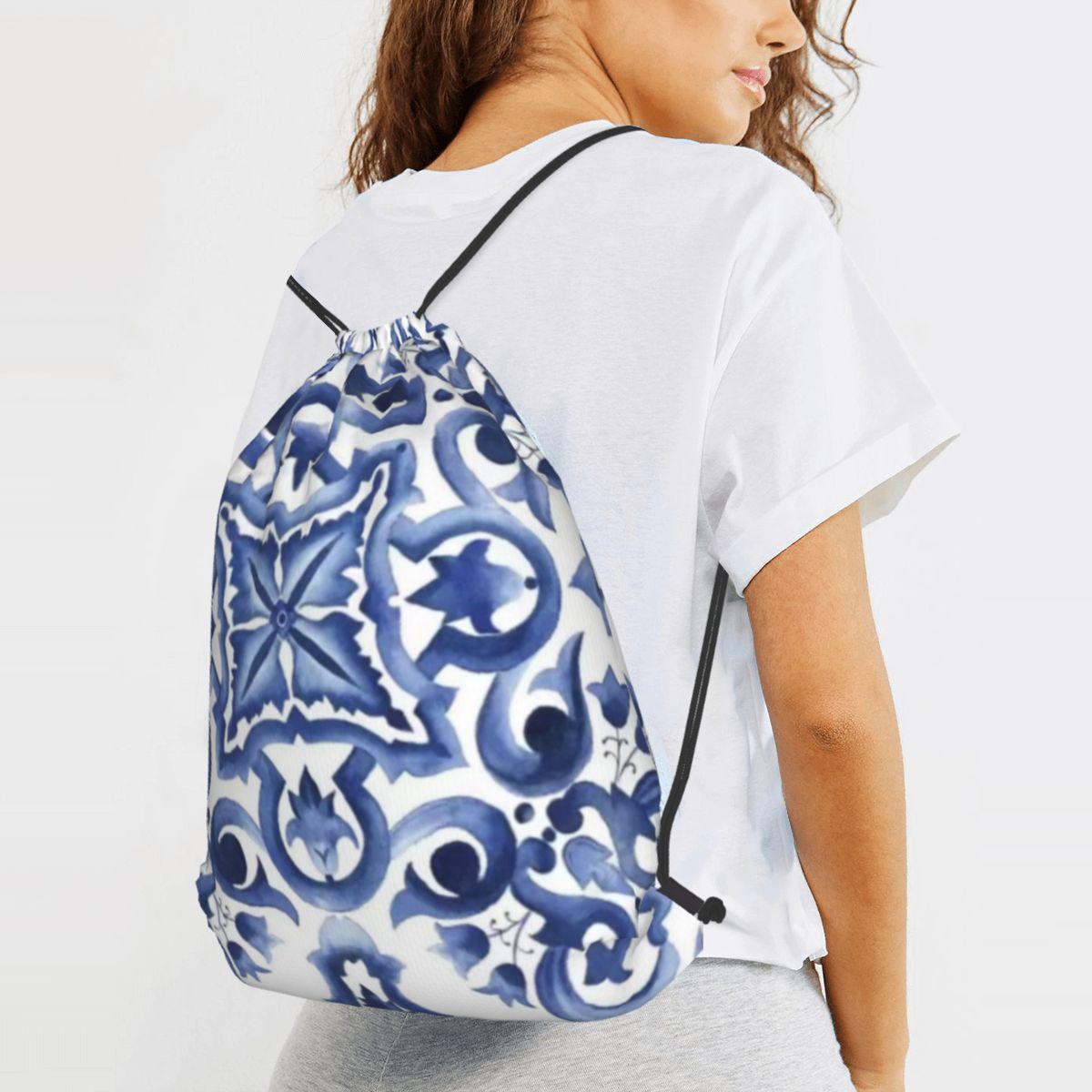 Blaue, verzierte, floral gemus – Tile Bag Drawstring Bewertung und Preis